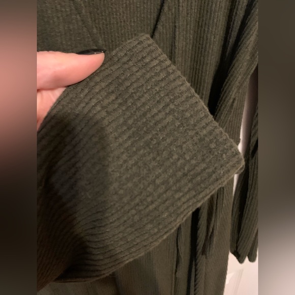 Old Navy Fit & Flare Wrap-Front Rib-Knit Dress for Women - Picture 4 of 7